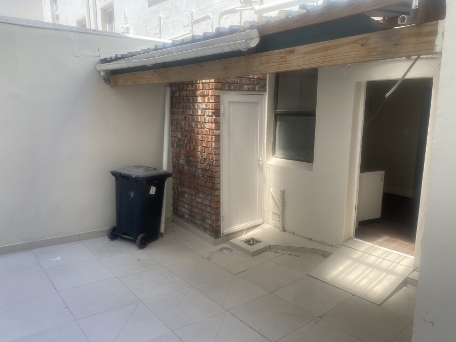 3 Bedroom Property for Sale in Zonnebloem Western Cape